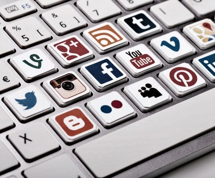 sosyal medyadan hakaret suçu