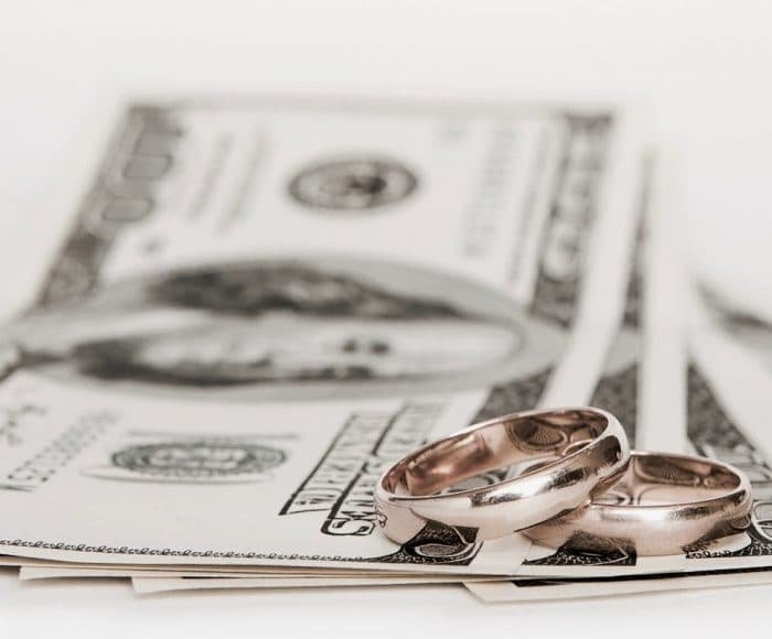 boşanmada maddi tazminat; boşanmada manevi tazminat