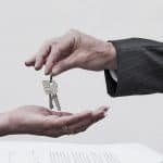 Kira Sözleşmesi Devredilebilir mi? Şartları ve Sonuçları (TBK m.323)