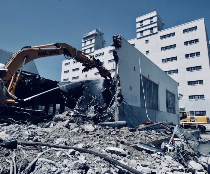 yapı tatil tutanağı; yıkım kararına itiraz