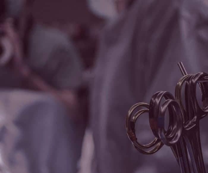 estetik; ameliyet; dava; diş; protez; hekime; doktora; dava açılabilir mi;