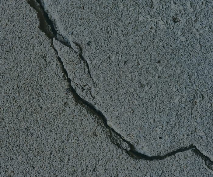 depremde oluşan zarar; depremde oluşan zarardan idarenin sorumluluğu; deprem mücbir sebep; deprem sebebiyle dava açma;