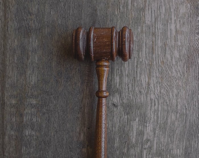 avukatlar; hukuk; gayrimenkul; ticaret; iş; idare; aile; boşanma; dava; hukuku; hukuk bürosu;