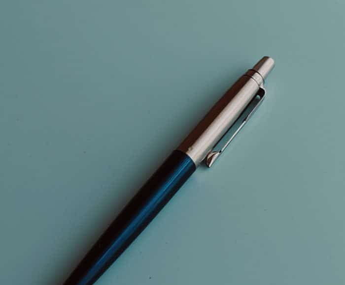 karşılıksız çek; karşılıksız çek düzenleme suçu; çekin ödenmemesi suçu; çekte karşılıksızdır işlemi nedir;