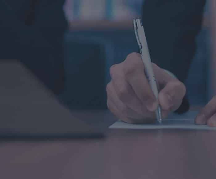 anonim şirketlerde avukat; anonim şirketlerde avukat bulundurma zorunluluğu; avukat bulundurmama yaptırımı; anonim şirket;