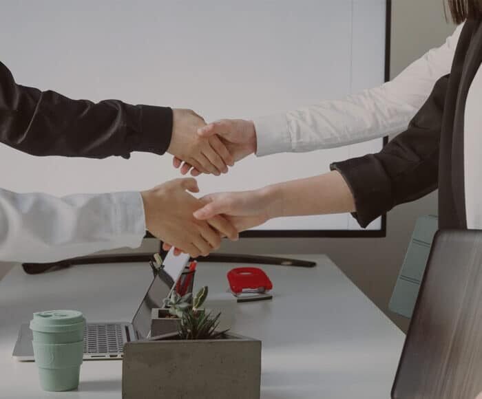 ticari dava; ihtiyari arabuluculuk; dava şartı arabuluculuk nedir; ticari davada arabuluculuk;