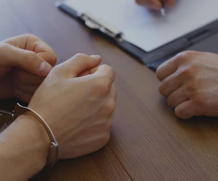 ceza avukatı; sanık müdafiliği; meşru müdafaa; suçlu savunma; savunma stratejileri;