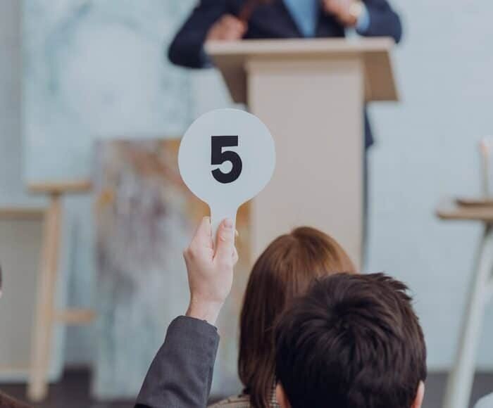 İcra Yoluyla Haczedilen Malın Satışı ve İhale Süreci